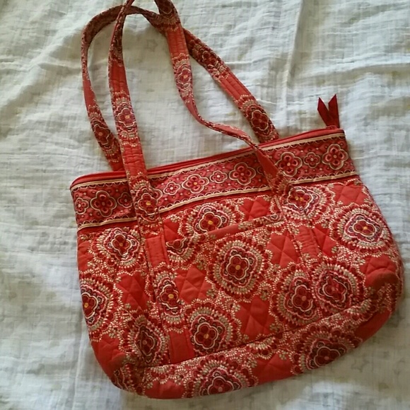 Vera Bradley paprika tote
