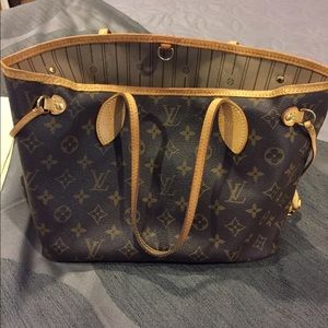 Authentic (used) Louis Vuitton PM Never Full bag