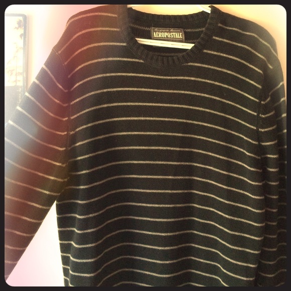 Comfy oversized men's sweater!