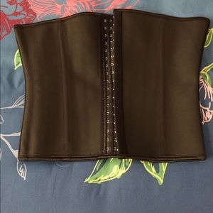 Waist cincher 29-30", fits dress size 12 (new)