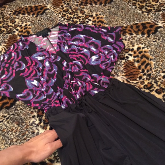 ❌SOLD❌ Kardashian Kollection M Jumpsuit - Picture 2 of 4