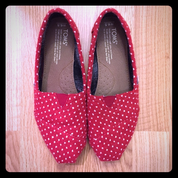 TOMS polka dot