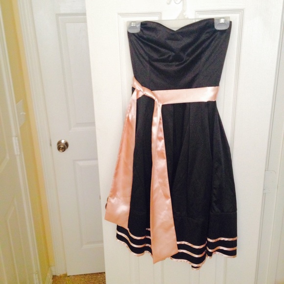 Maurice's Black and Pink strapless dress
