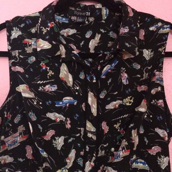 Fast cars diners and boogie dress.