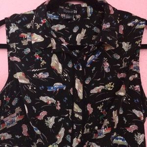 Fast cars diners and boogie dress.