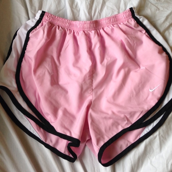 Women's Dri-FIT Tempo Shorts