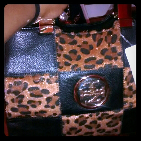 Hand bag