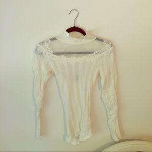 Free People woven top with keyhole back