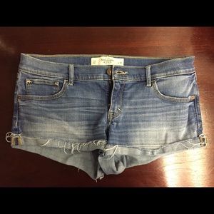 Abercrombie & Fitch low rise Jean short short