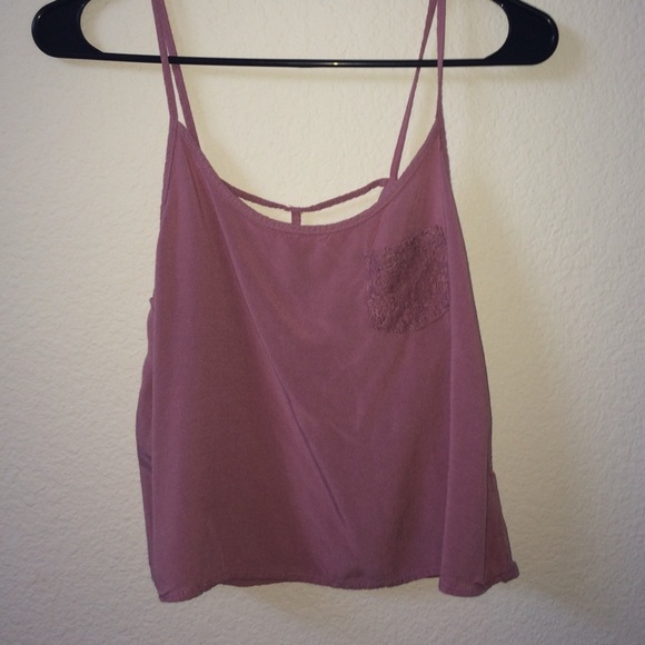 NEVER WORN Pink crop top