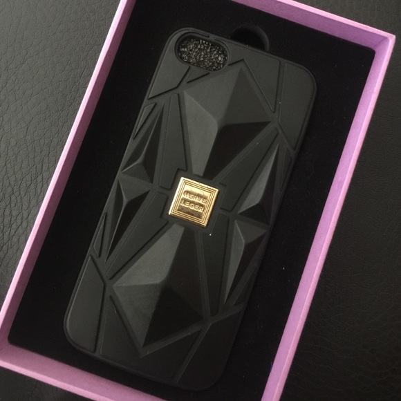 iPhone 5 phone cover