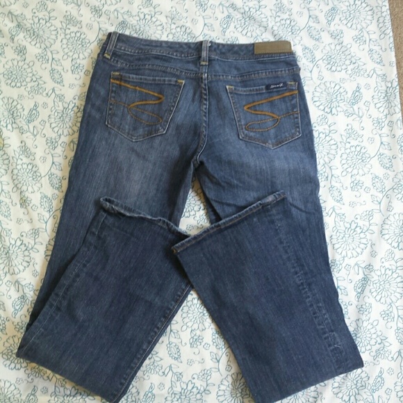 SOLD - Picture 2 of 4