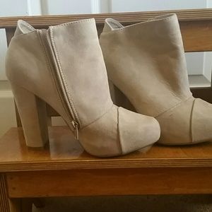 Quid Natural Nude boots