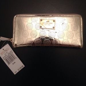 Michael Kors wallet