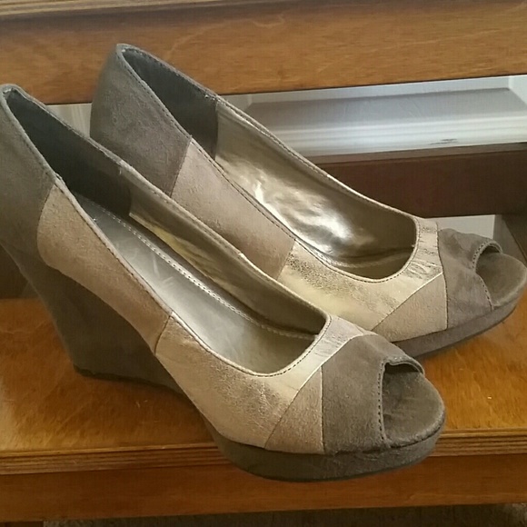 Nude Multi tone shoes wedge