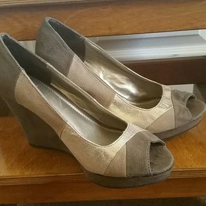 Nude Multi tone shoes wedge