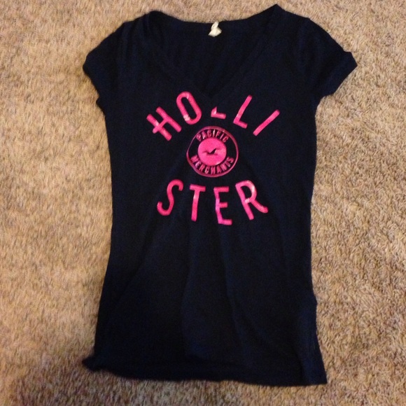 Only ever wore once. Just not my style anymore.