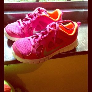 Nike free run 5.0 toddler girls sneakers sz 13.5C