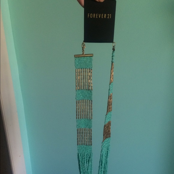 Forever 21 necklace