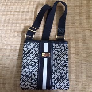 Tommy Hilfiger bag