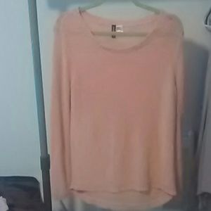 Peach colored knitted top
