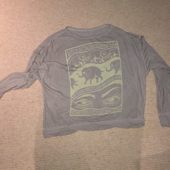 Brandy Melville shirt