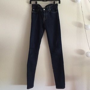 7 for all Mankind the Skinny in Rinsed Indigo