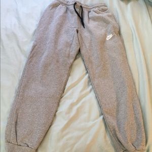Medium men Nike sweatpants