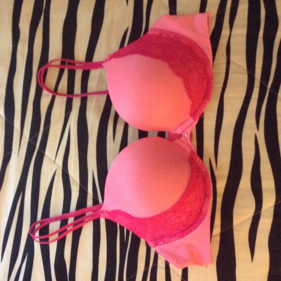 PINK bra