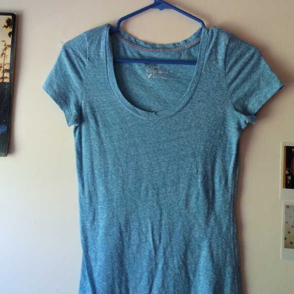 American eagle Heather blue fitted tee