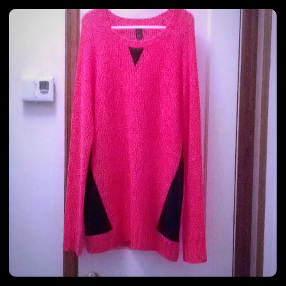 Pink comfy sweater! - Picture 1 of 3