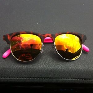Neon Pink Brown Sunglasses