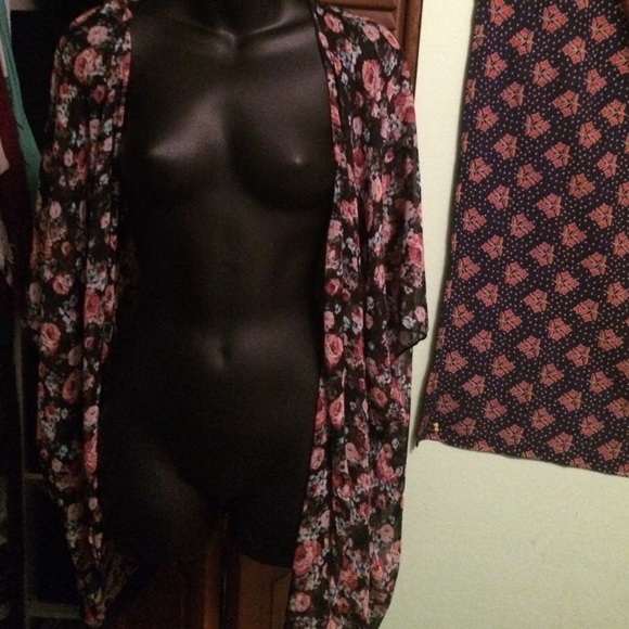 Black flower see through kimono