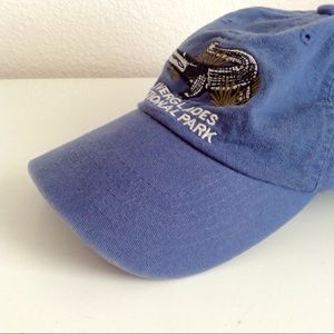 Hold for @alliehun. Everglades ball cap! ☀️