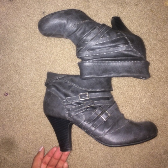 Steve Madden booties!