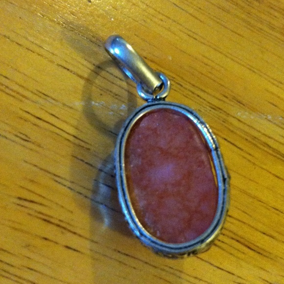 Natural pink quarts pendent - Picture 2 of 2