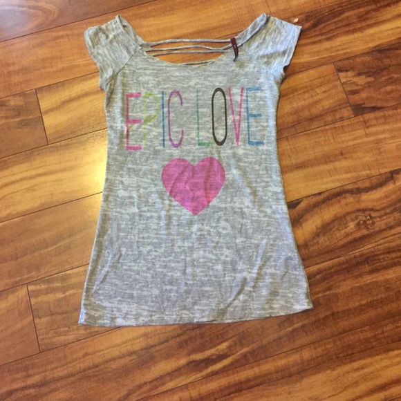 Junior top size large