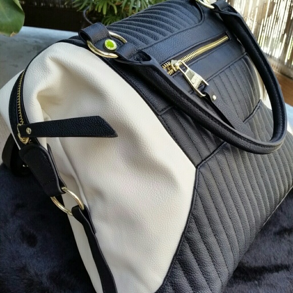 Steve Madden Satchel/Crossbody & Wallet Set - Picture 2 of 4