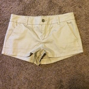 Beige shorts