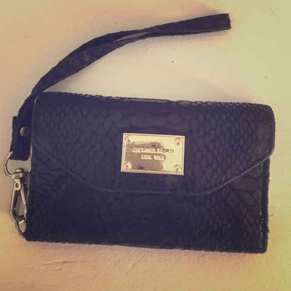 Michael Kors Wristlet