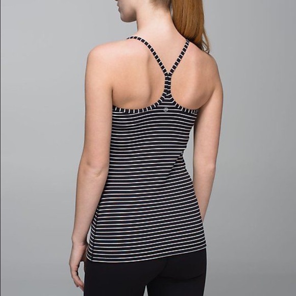 Lululemon power y tank size 6