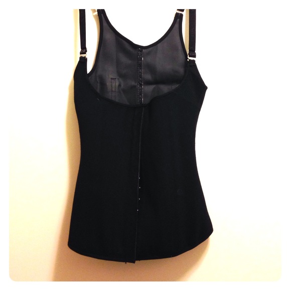 Black Waist Trainer With Adjustable Straps