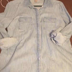 Light chambray top