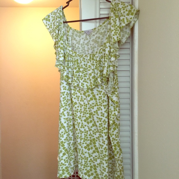 Very pretty 💚Green and White💚 tank top