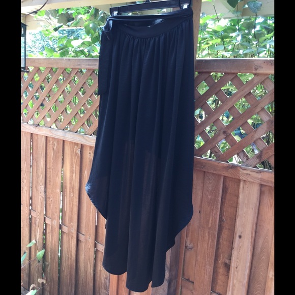 BCBG Generation high-low skirt - Picture 2 of 2