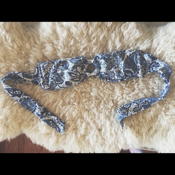 AE strapless suit