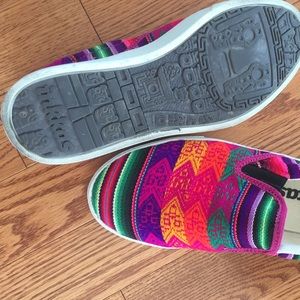 Inkkas Shoes - Inkkas Sneakers Size 6 Inkkas Shoes - Inkkas Sneakers Size 6