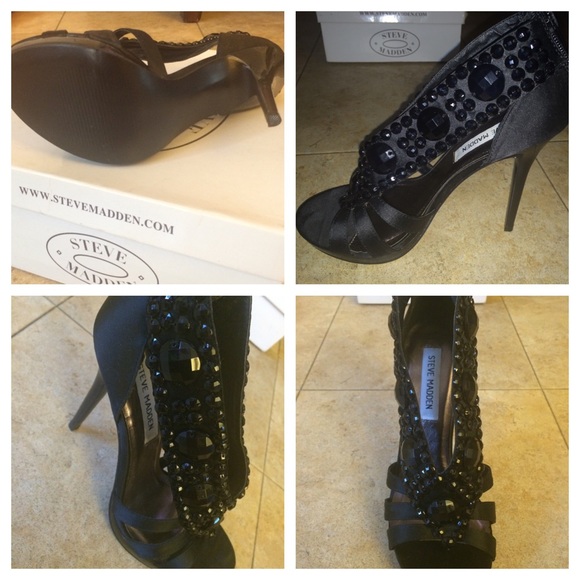 Brand new • Steve Madden • bedazzled
