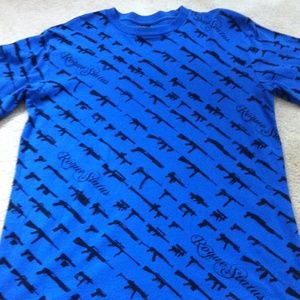 Rogue status gun show large blue and black