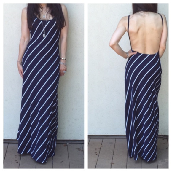 💥💥💥💥Navy Blue striped low back dress SALE - Picture 4 of 4